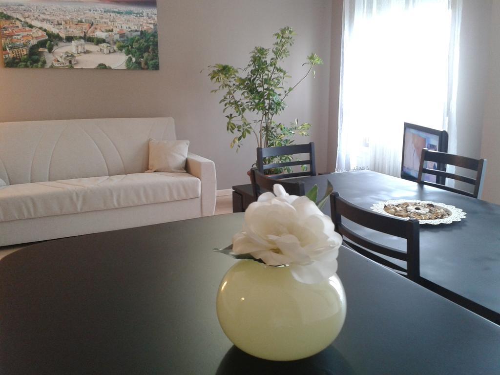 Certosa 3 Bedrooms Apartment Mailand